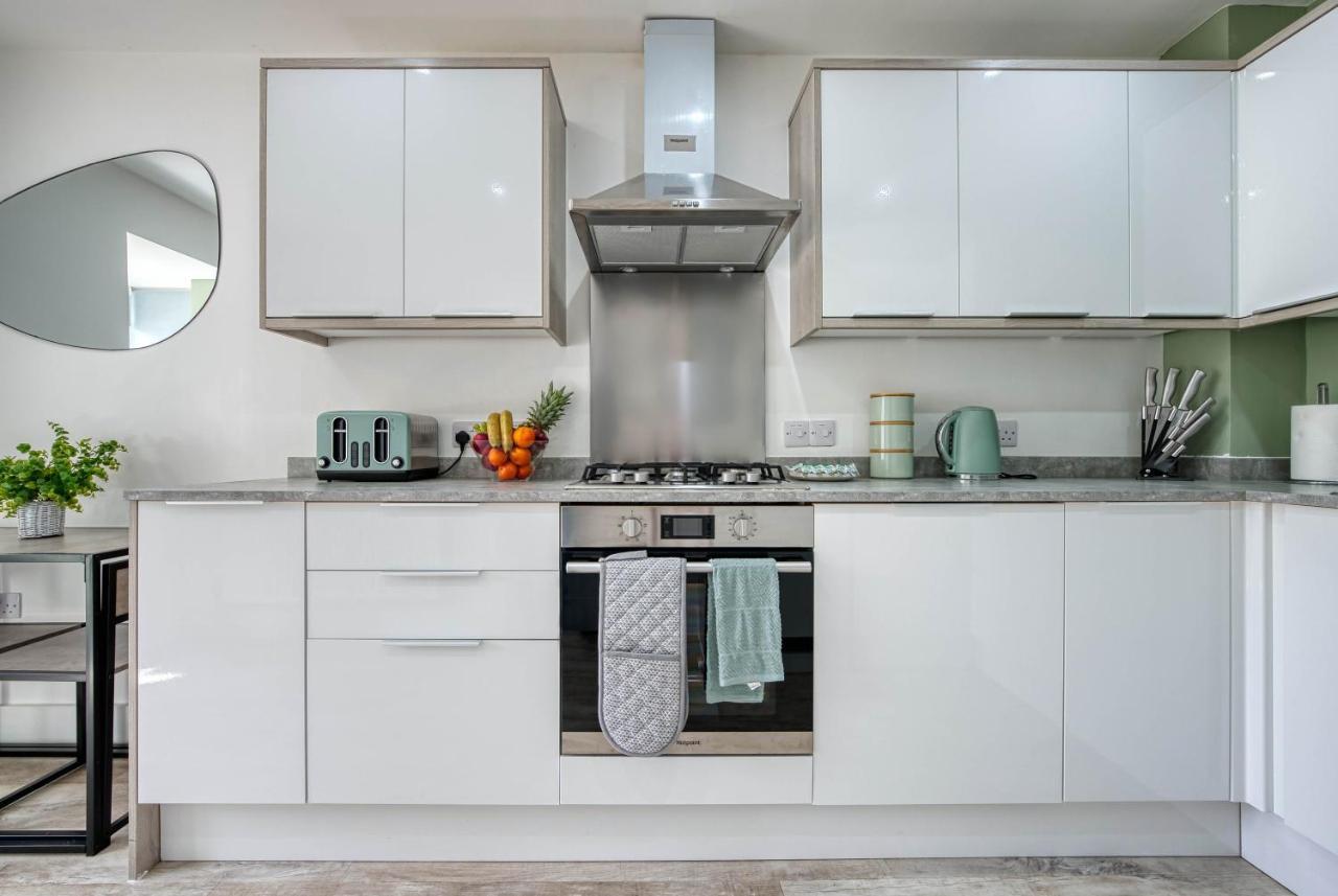 Luxurious Birmingham Home Private Parking Wifi - Near To Nec And Qeh Экстерьер фото